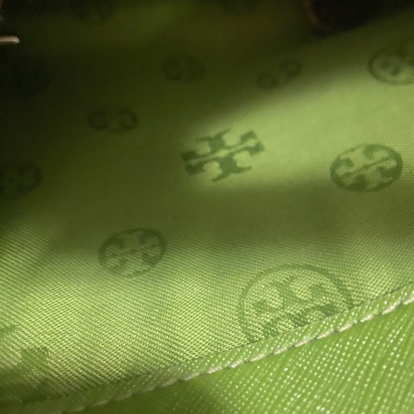 Authentic Tory Burch green tote top handle - Picture 4 of 7